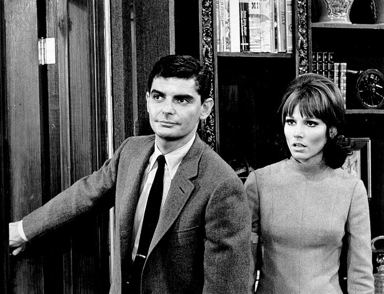 File:Richard Benjamin Paula Prentiss He & She.jpg