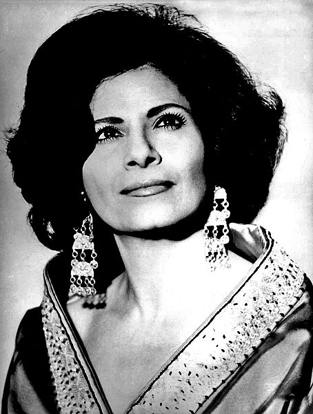 File:Shoshana Damari - 1973.jpg