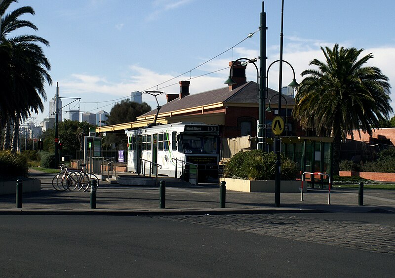 File:Portmelbourne-station.jpg