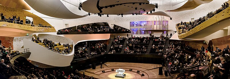 File:Paris-Philharmonie1.jpg