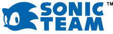 Логотип Sonic Team с изображением головы Sonic the Hedgehog из Sonic & Knuckles и словами Sonic Team, написанными по буквам