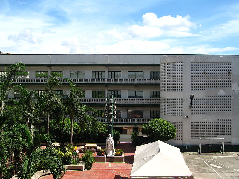 File:Benilde Hall.jpg