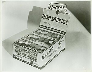 Reeses-peanut-butter-cup-retail-display