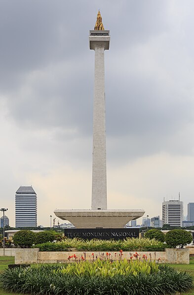 File:Jakarta Indonesia National-Monument-02.jpg