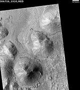 Sagan Crater Central Peak Ring, as seen by HiRISE. Scale bar is 500 meters long.
