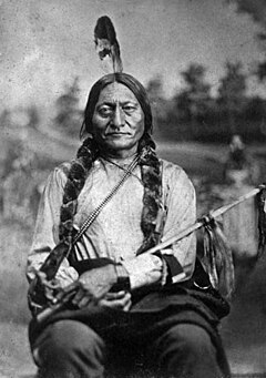 http://upload.wikimedia.org/wikipedia/en/thumb/a/a8/Sitting_Bull_2.jpg/240px-Sitting_Bull_2.jpg