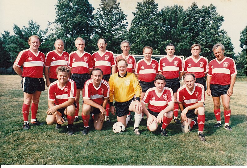 File:Philadelphia United German-Hungarians, 1965 team reunion (1985).jpg