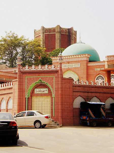 File:Khizra Mosque-2.jpg