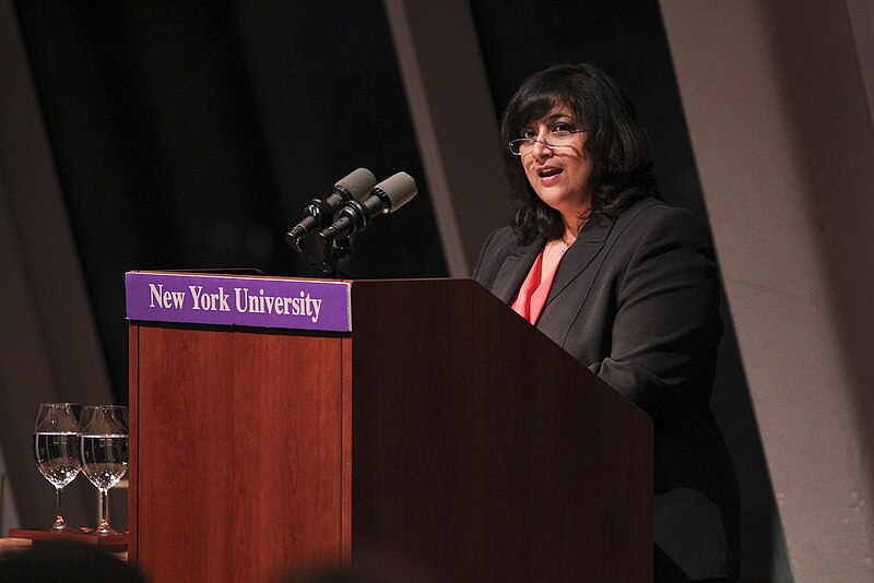 File:Geeta Menon at Podium.jpg