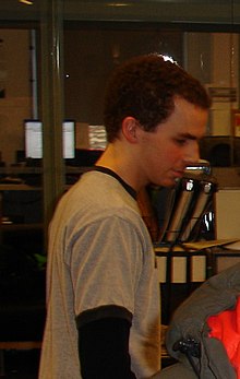 Робертс во время работы в XM 2005.jpg