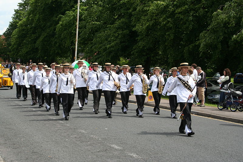 File:Derby Midshipmen Band Parade.JPG