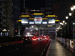 Binondo Chinatown arch, Plaza Moraga night view