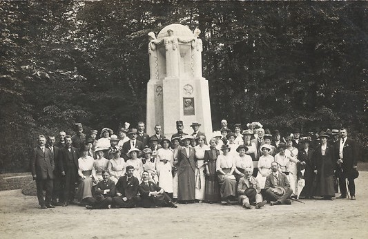 Z-monumento en Franzensbad.jpg