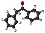 fenila benzila ketono