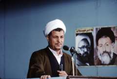 پرونده:Rafsanjani in Friday Prayers.jpg