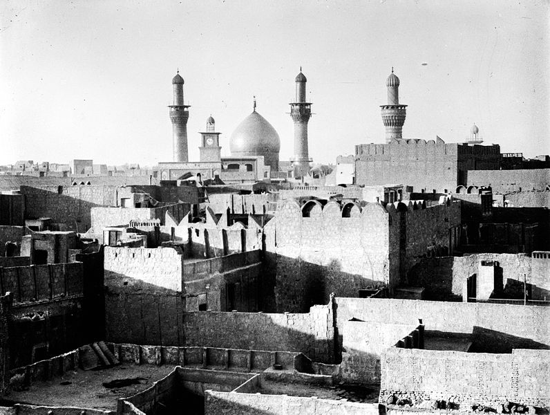 پرونده:Tomb of Imam Hussain, 1932.jpg