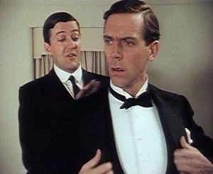 پرونده:HughLaurie-BertieWooster.jpg