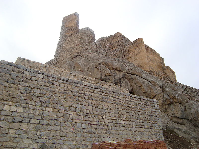 پرونده:Babak Castle 2.JPG