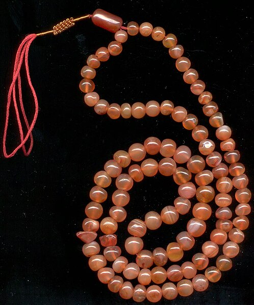 پرونده:Agate Rosary.jpeg