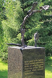 Tervehdys 2005, Kajaanin vanha hautausmaa.
