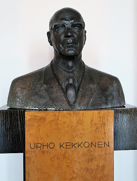 Tiedosto:Aimo Tukiainen Presidentti Kekkosen rintakuva1960.JPG