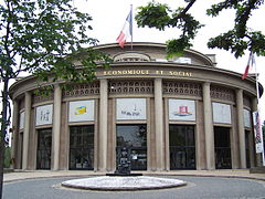 Façade du palais d'Iéna. Place d'Iéna, Paris.