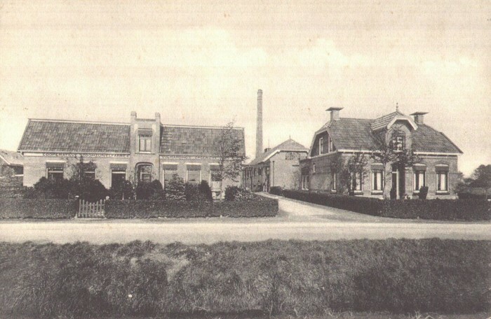 Ofbyld:Coöp Zuivelfabriek te Tijnje 1915.jpg