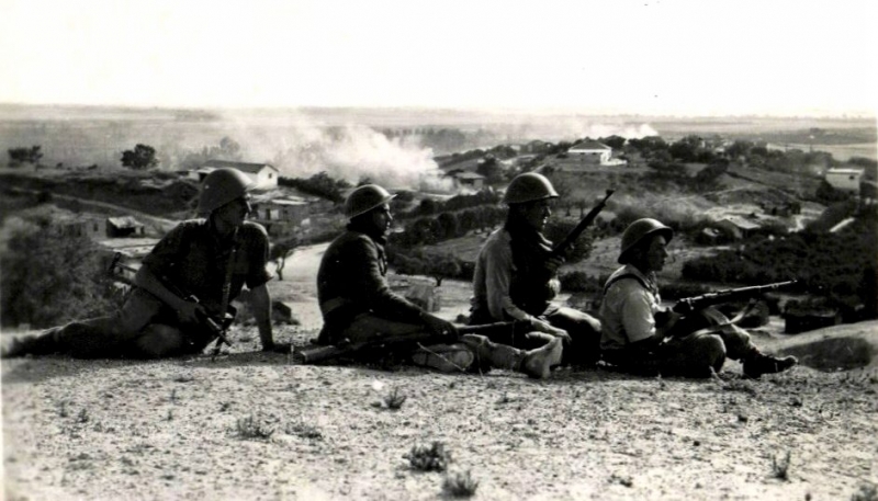 קובץ:Al Kubayba soldiers 1948.jpg