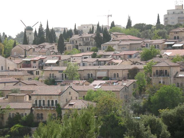 קובץ:ימין משה.jpg