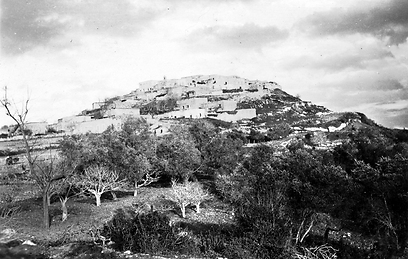 קובץ:Ikrit Feb 1939.jpg