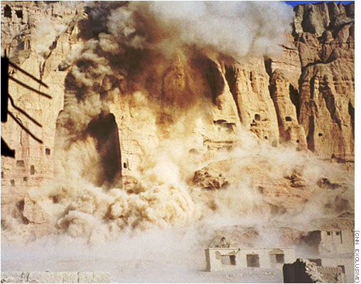 קובץ:Destruction of Buddhas March 21 2001.jpg