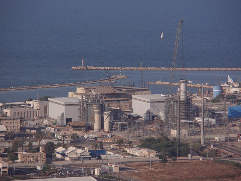 קובץ:Haifa A power plant.JPG