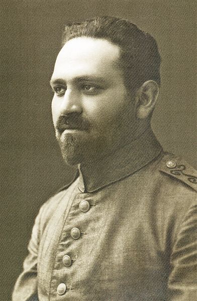 קובץ:Joseph Carlebach in uniform during WWI.jpg