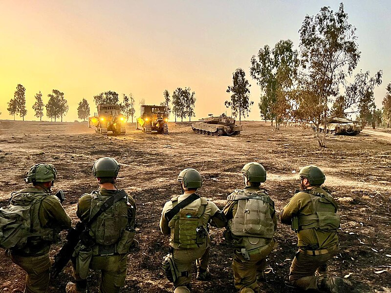 קובץ:IDF Forces Near Gaza Strip Yair.jpeg