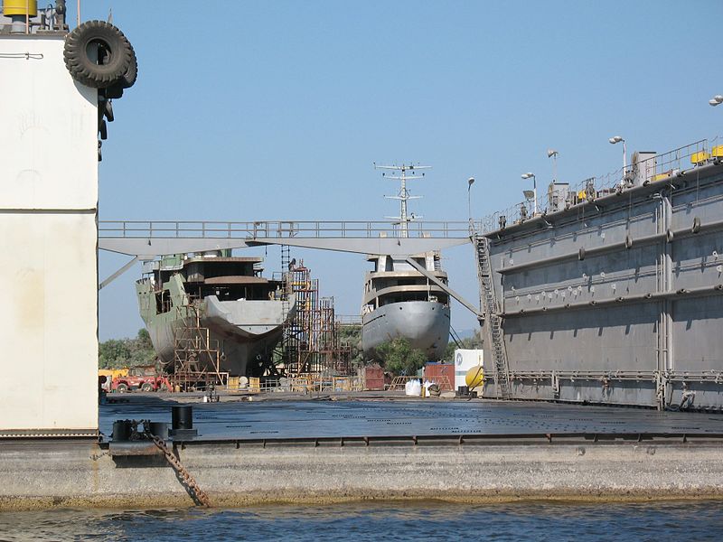 קובץ:Israel Shipyard Dock.jpg