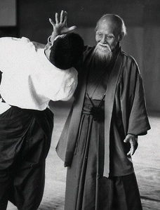 Datoteka:Morihei Ueshiba1.jpg