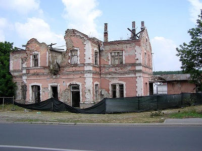 Datoteka:Željezničk​i kolodvor u Vukovaru.jpg