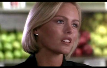 Datoteka:Patsy kensit lethal weapon 2 celebrity naked ambition 01.jpg