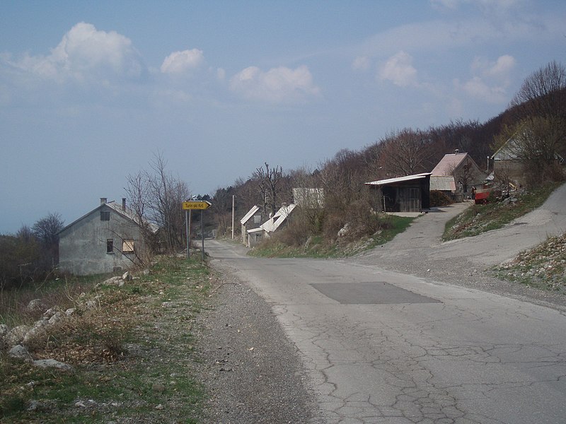 Datoteka:MarkoviciVelebit.jpg