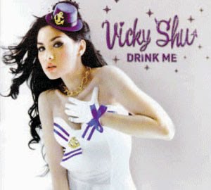 Berkas:Vicky Shu Drink Me.jpg