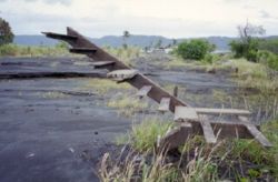 Berkas:Staircase in Rabaul.jpg