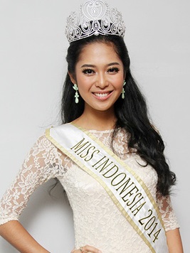 Berkas:Miss Indonesia Maria Rahajeng.jpg