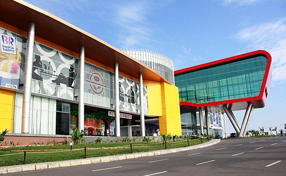 Berkas:Trans studio world makassar.jpg