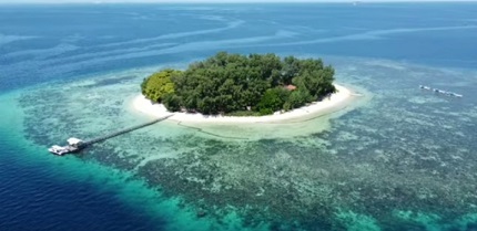 Berkas:Pulau Panambungan2.jpg