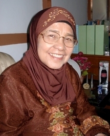 Berkas:Aisjah Girindra.jpg