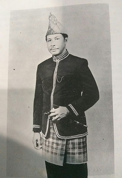 Berkas:Pakaian Adat Rejang.jpg