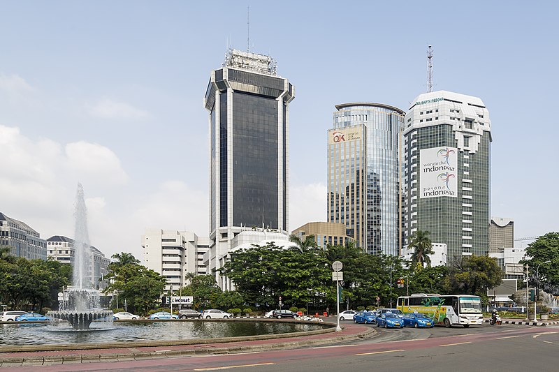 Berkas:Jakarta Indonesia Kantor-Pusat-PT-Indosat-01.jpg