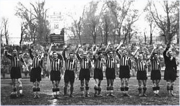 File:Inter 1930-31.jpg