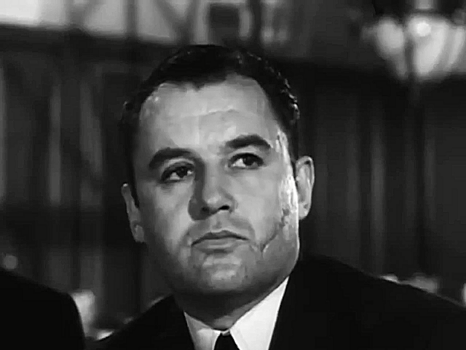 File:Al Capone Rod Steiger.png