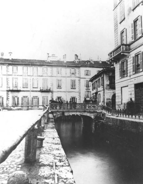 File:Confluenza del Naviglio di San Marco nella Cerchia dei Navigli a Milano.jpg